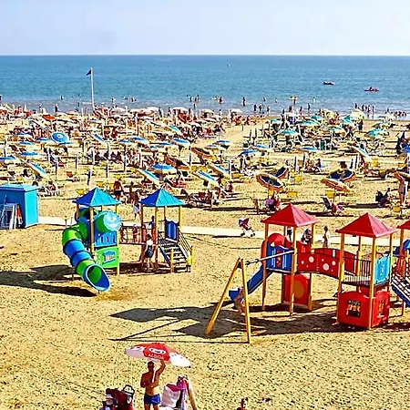 Homely Close To The 3* Bibione