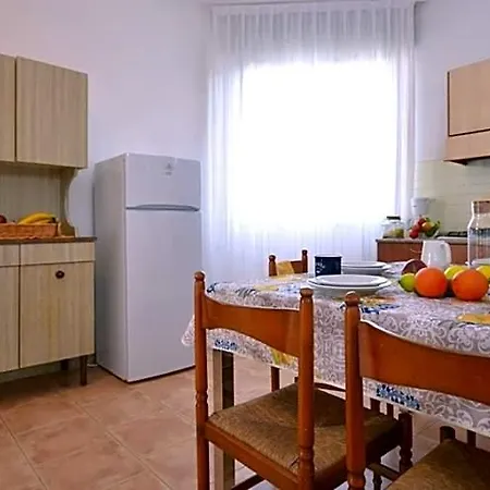Homely Close To The Hotel Bibione